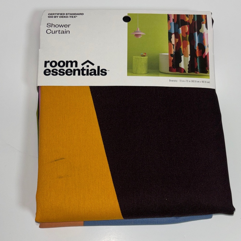 Target| Bath| Room Essentials| Shower Curtain

Note: has some pallet dust